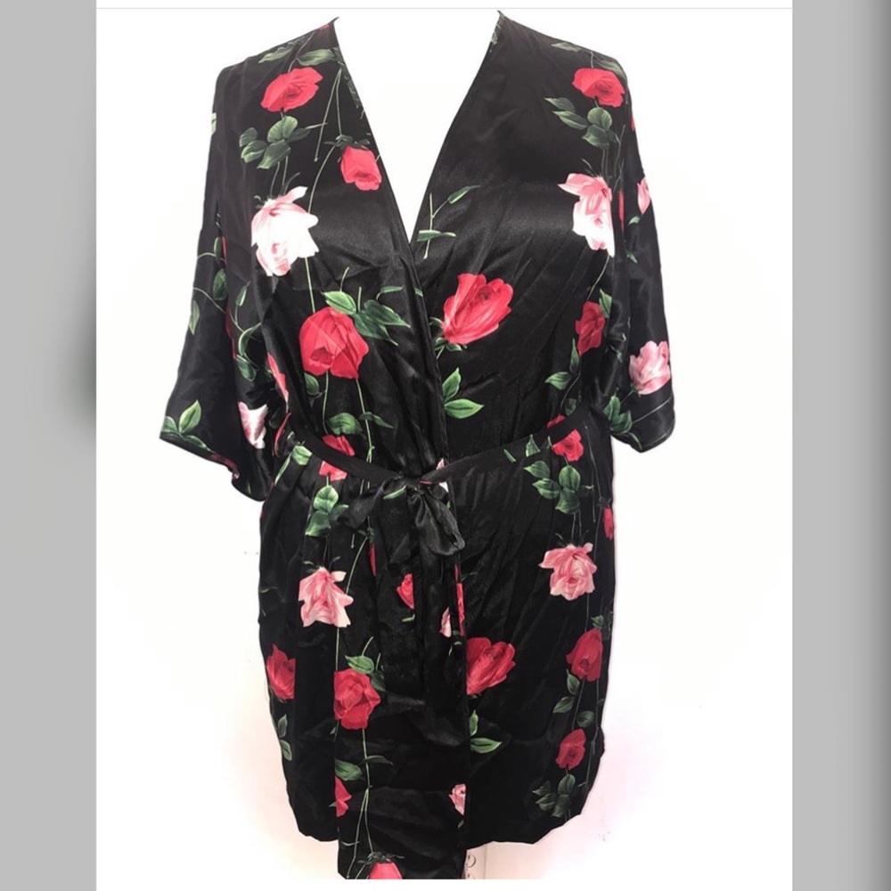 Secret Treasures Size 1X Rose Flower Robe